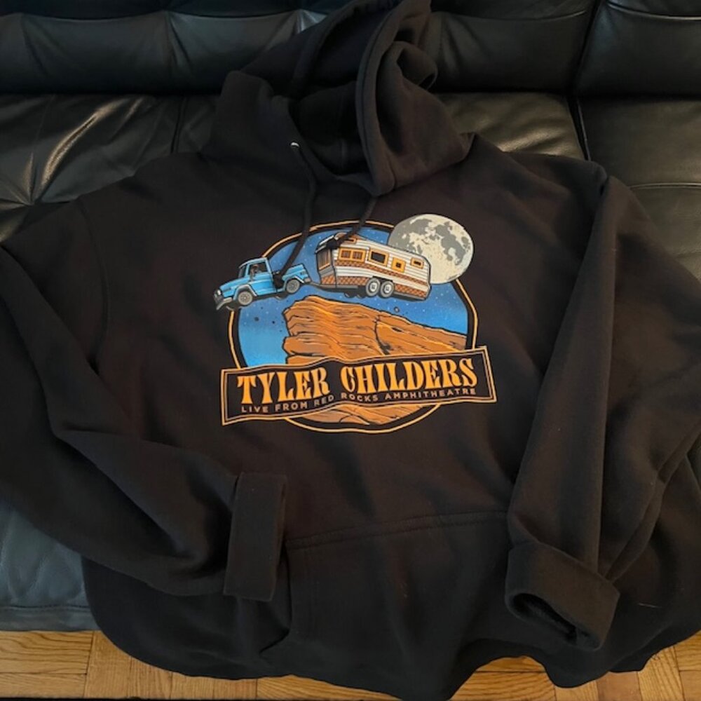 Tyler Childers XL Red Rocks Sweatshirt- Black Hoodie